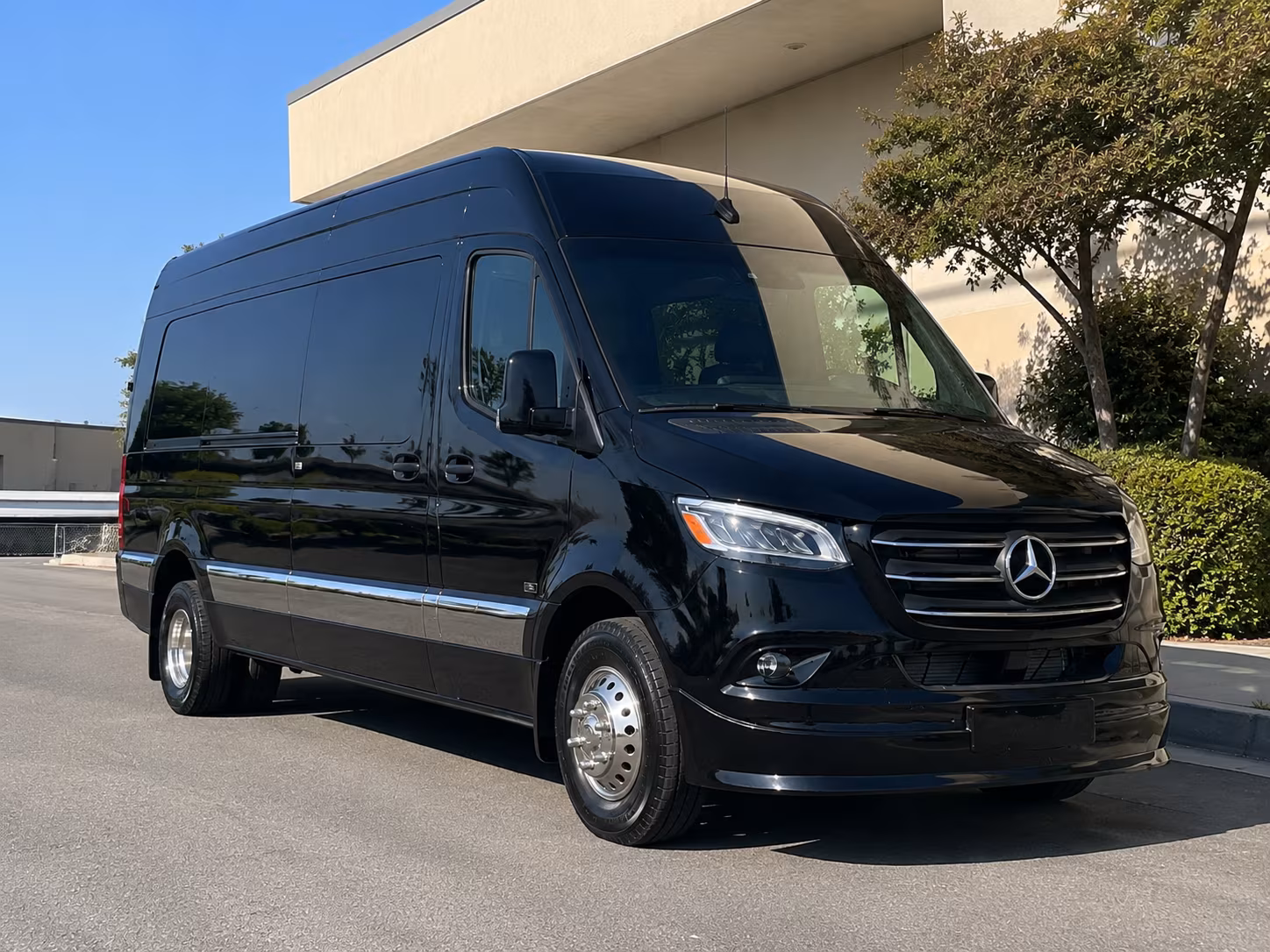 easily book transportation for your next birthday 3