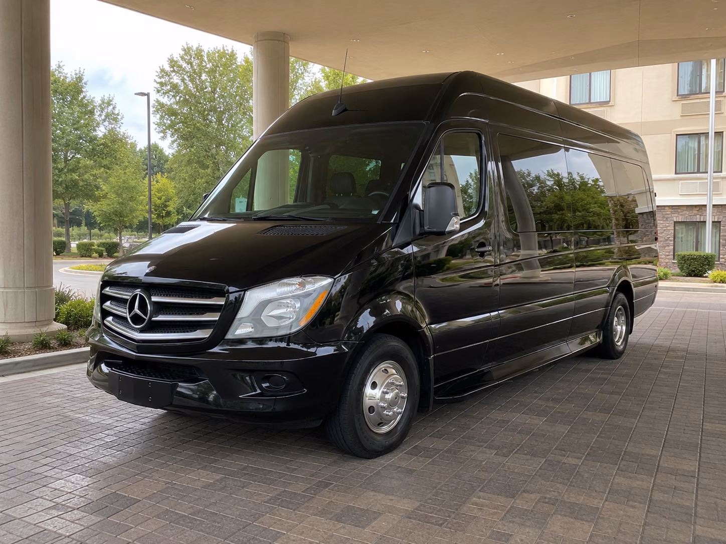 easily book transportation for your next prom 2
