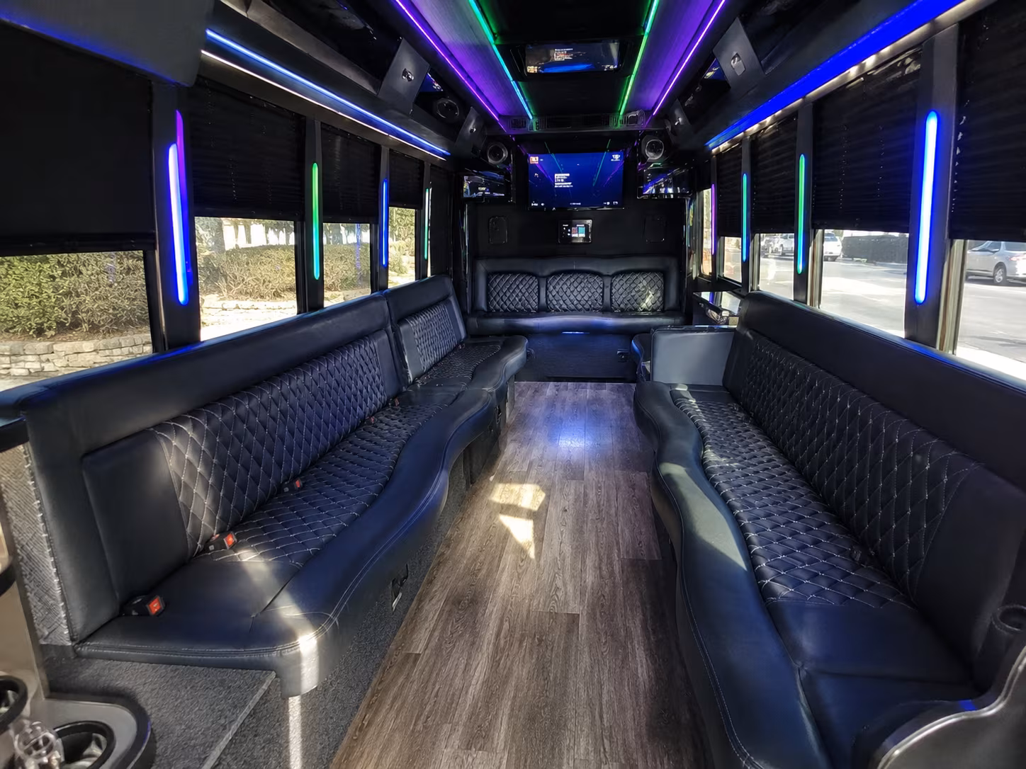 el paso 15 passenger party bus interior