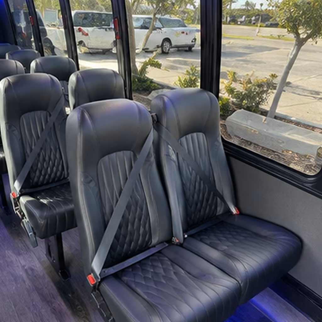 el paso 25 passenger minibus interior