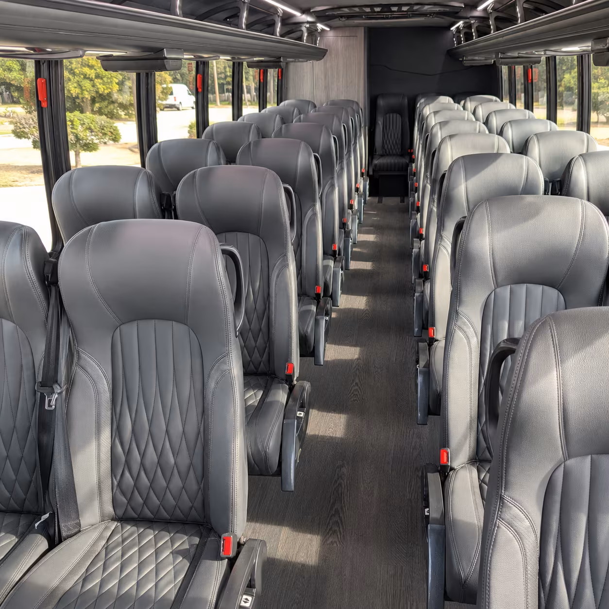 el paso 28 passenger minibus interior