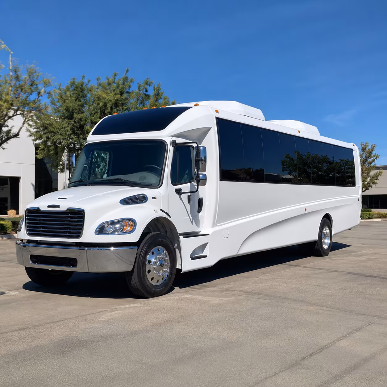 el paso 28 passenger minibus