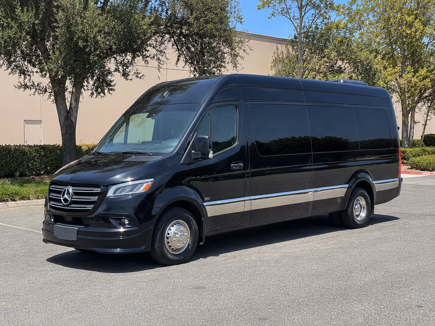 el paso airport transportation onboard seating