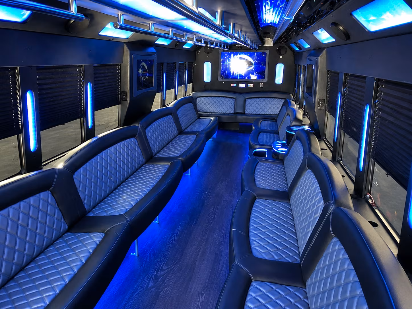 group bus rentals for el paso sports and entertainment events during convention weeks