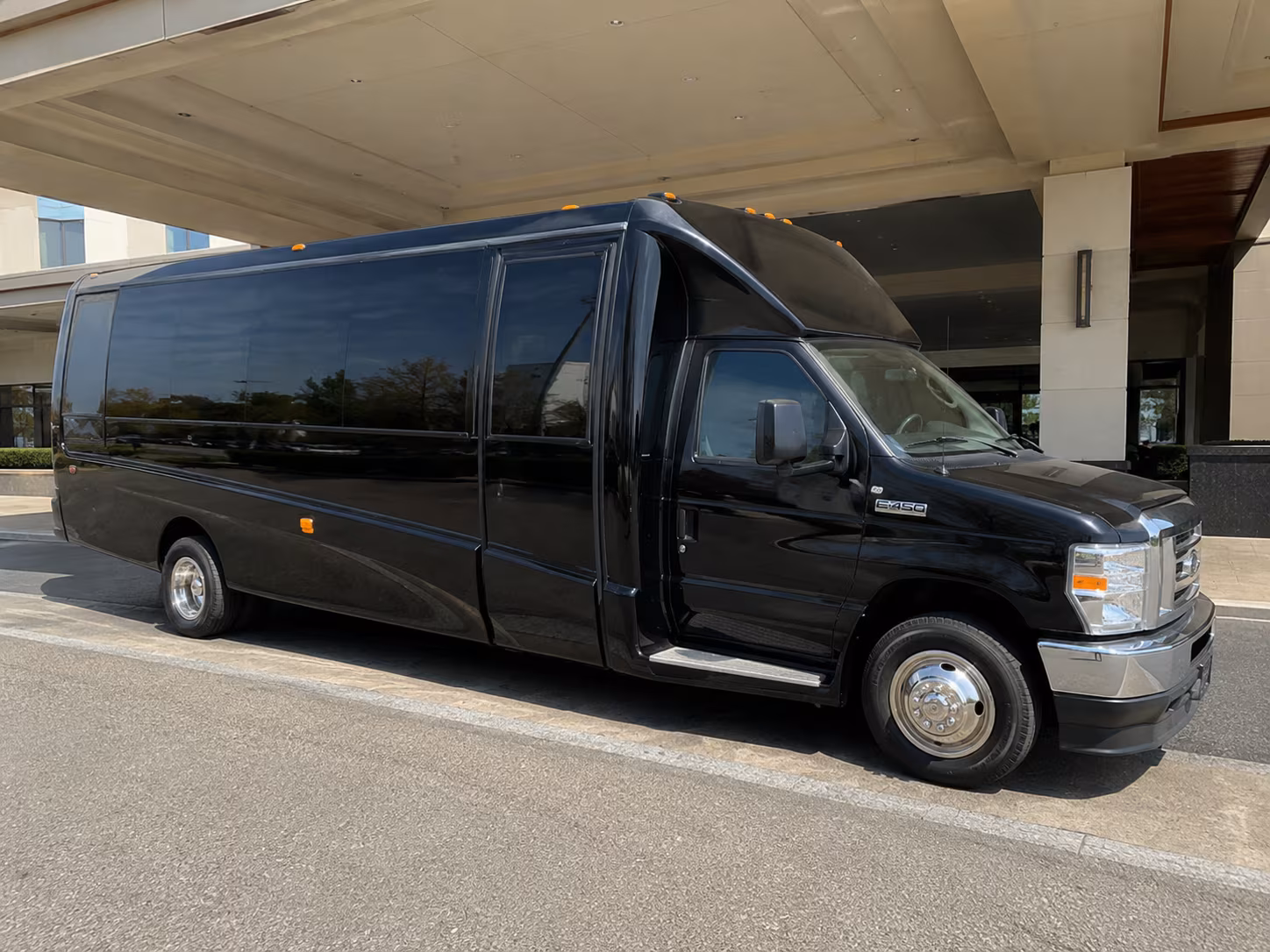 party buses for el paso wedding parties and bridal squads